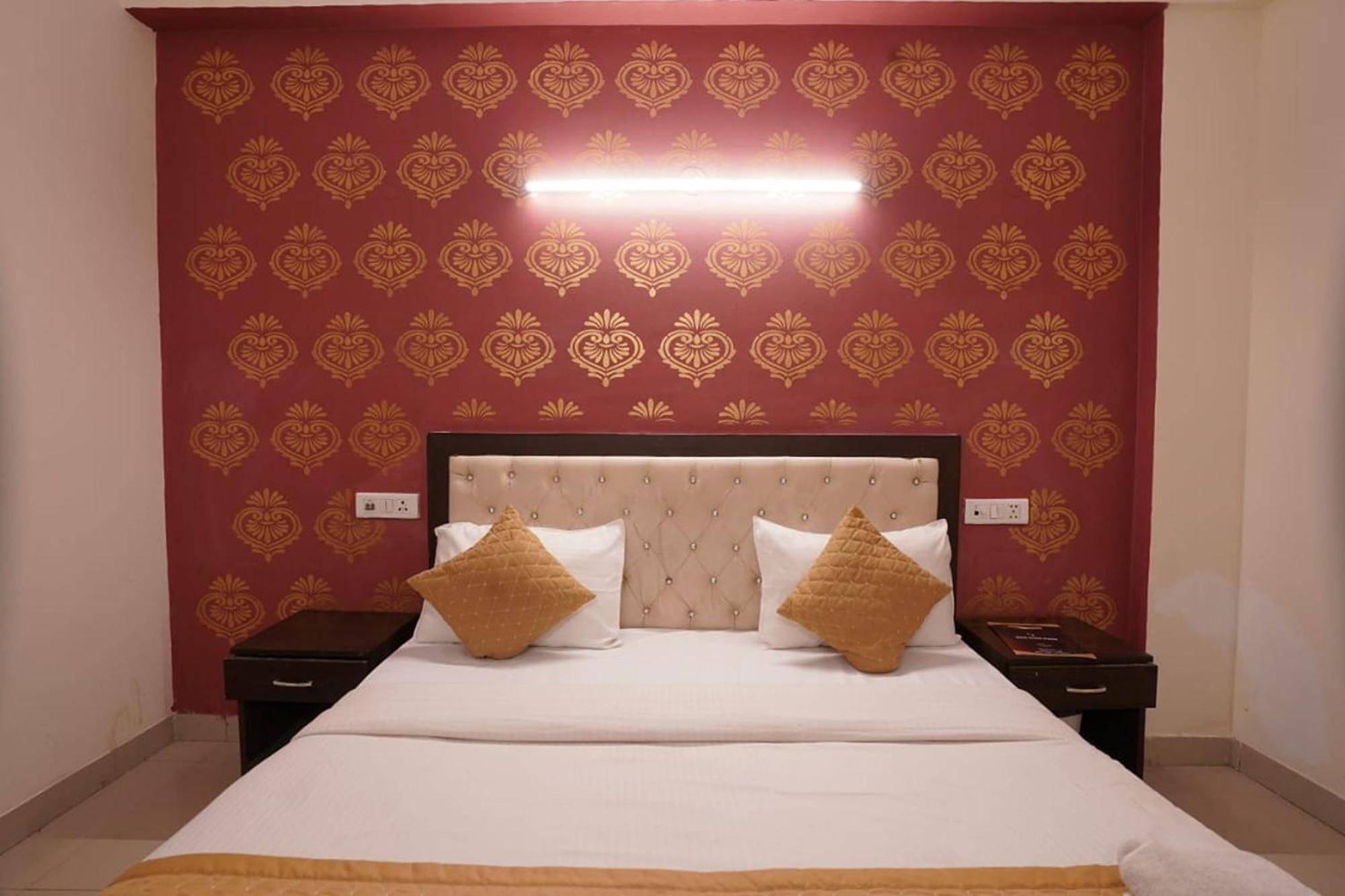 Hotel Tourist Palace New Delhi Ngoại thất bức ảnh
