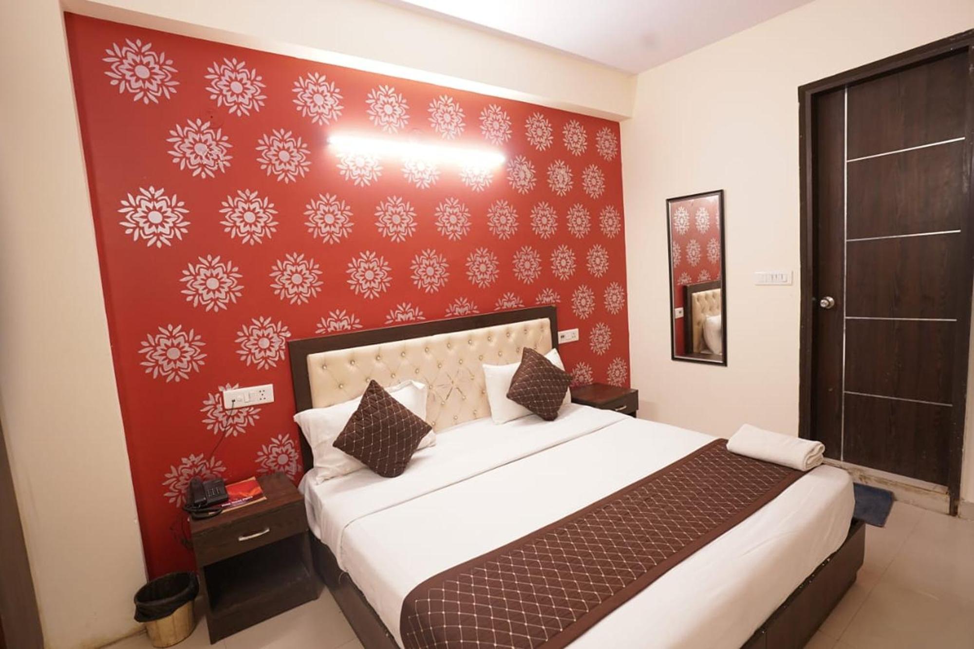 Hotel Tourist Palace New Delhi Ngoại thất bức ảnh
