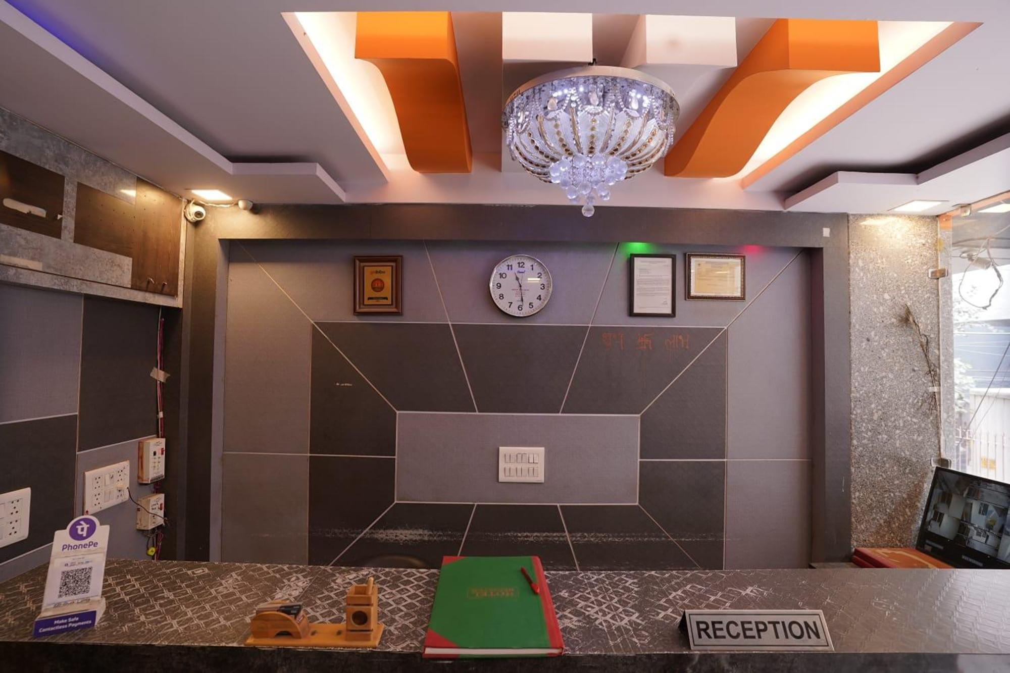 Hotel Tourist Palace New Delhi Ngoại thất bức ảnh