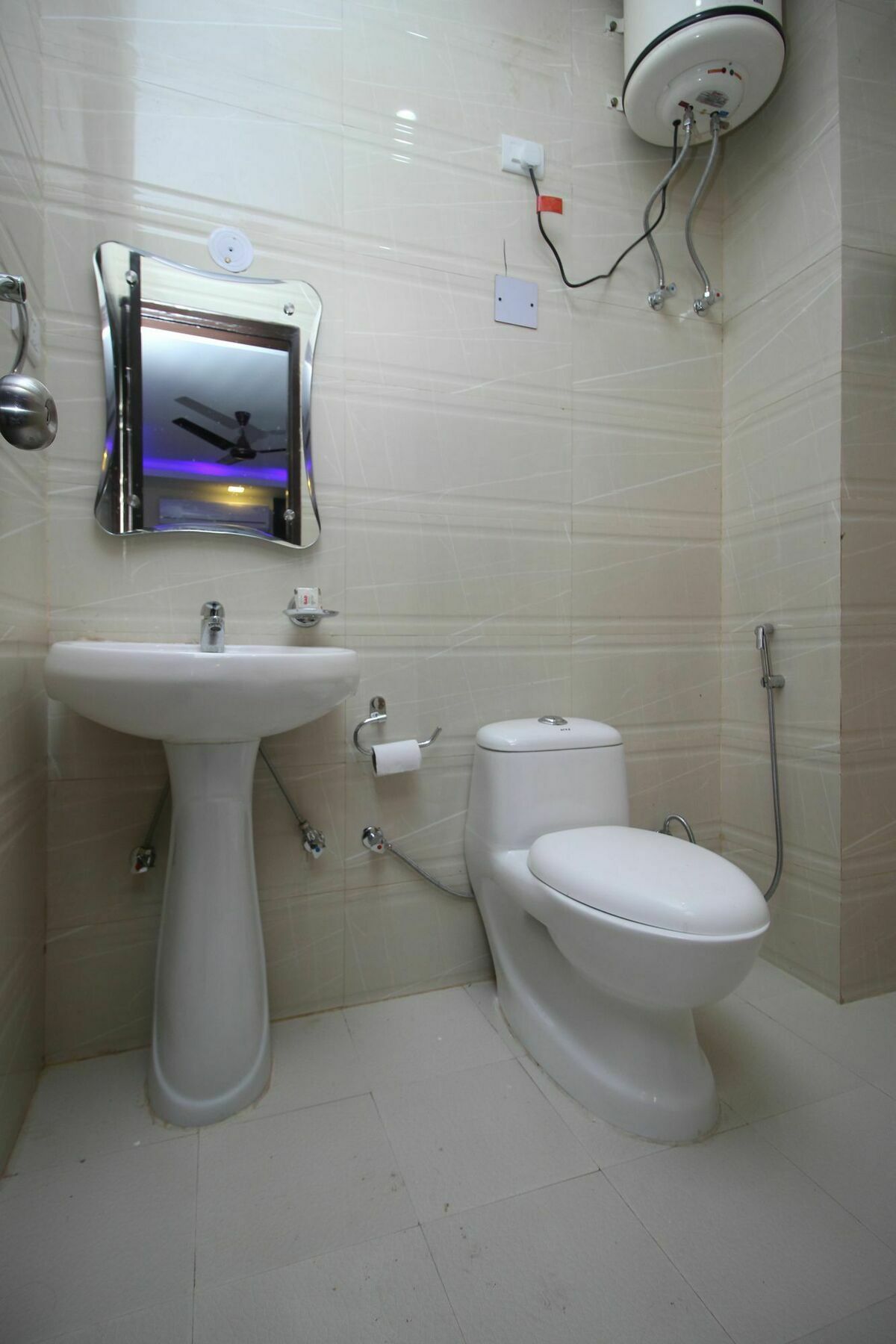 Hotel Tourist Palace New Delhi Ngoại thất bức ảnh